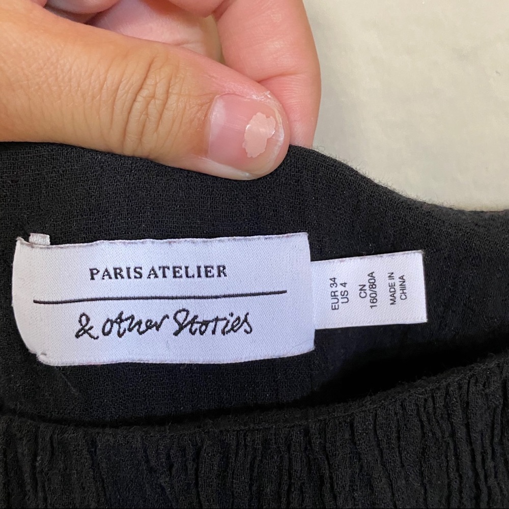 🌟 & OTHER STORIES Off Shoulder Flutter Top - Picture 2 of 7